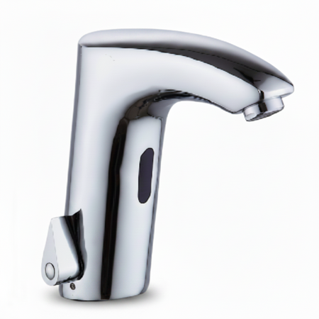 Chrome faucet with sensor 